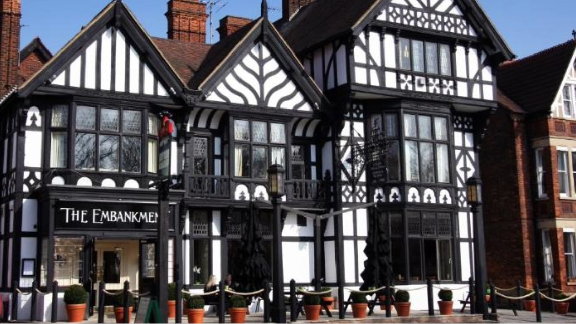 The Embankment, Bedford